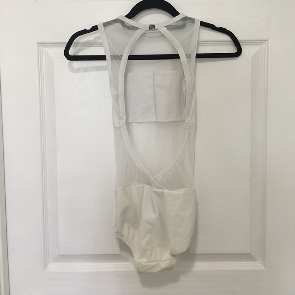 DETAILS DANCEWEAR WHITE SANDS LEOTARD - Picture 3 of 3